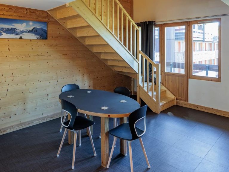 Apartment Backgammon