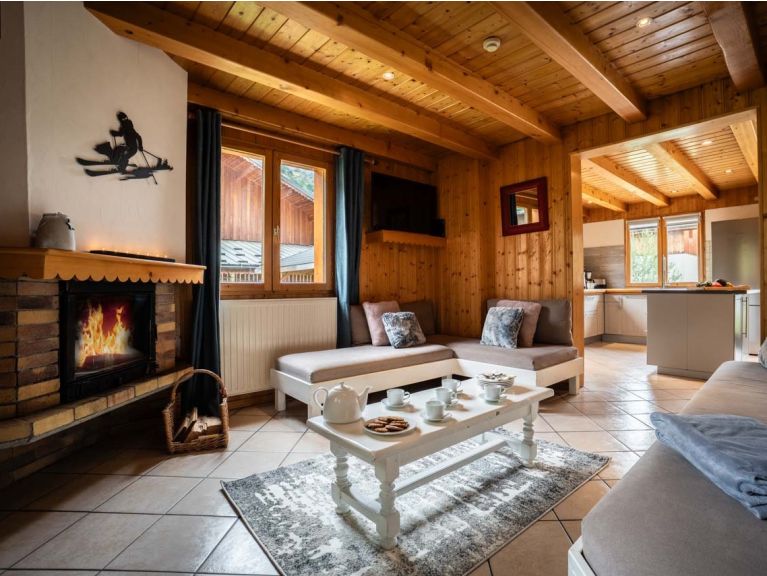 Chalet Lacuzon with private sauna