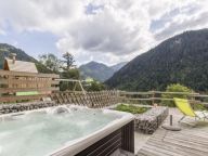 Apartment La Belette with outside-whirlpool-18