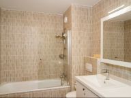 Apartment Les Loges Blanches 1st floor-3