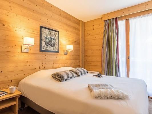 Apartment Les Chalets du Forum with cabin