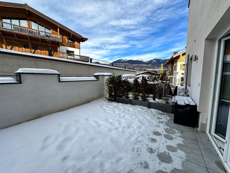 Chalet-apartment Our's Living