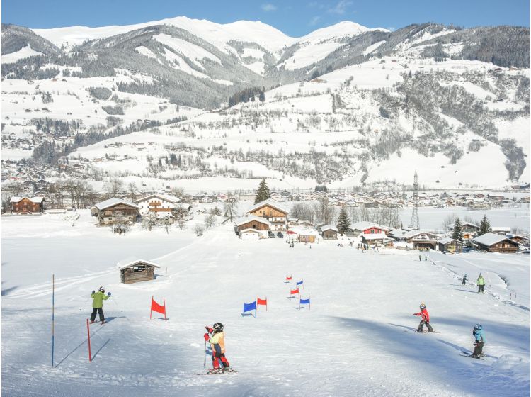 Ski village Small village within driving distance of Kaprun and Zell am See-1