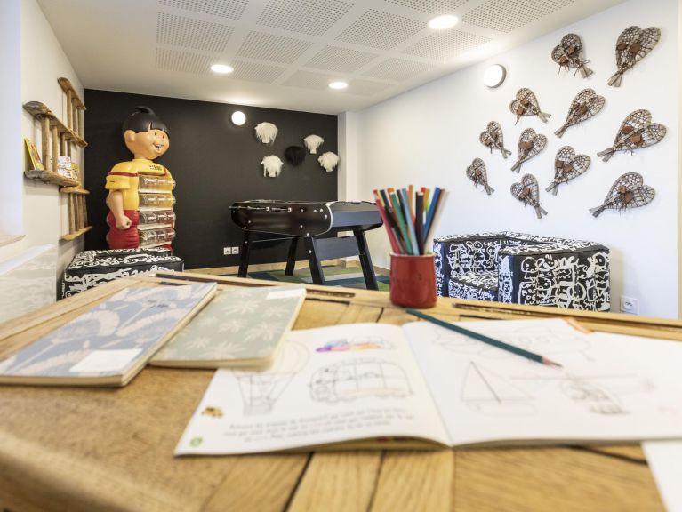 Apartment Neige et Soleil with cabin