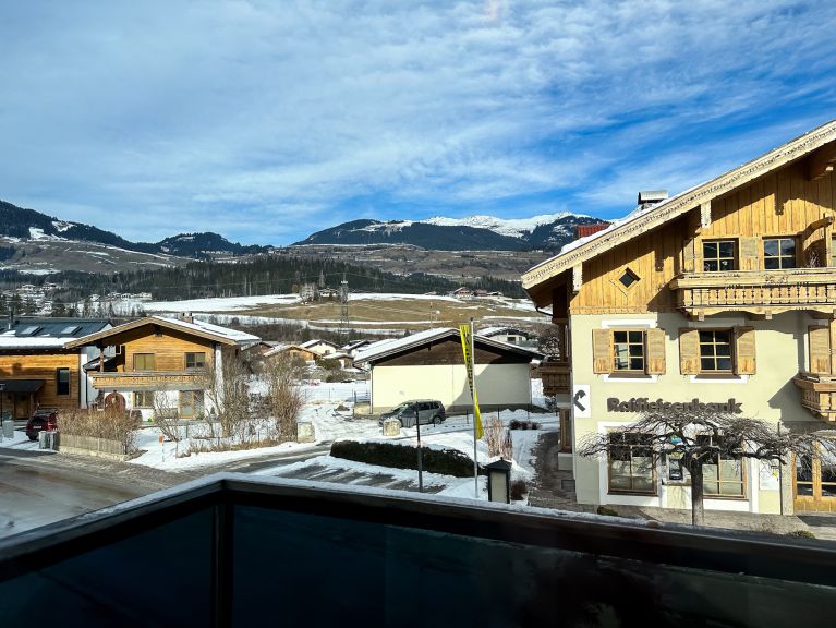 Chalet-apartment Our's Living