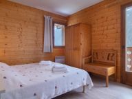 Chalet Le Chazalet including catering, sauna and outdoor whirlpool-11