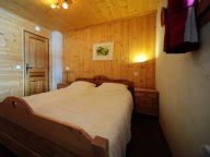 Chalet Le Hameau des Marmottes with sauna-14