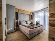 Chalet-apartment The Peak Black Stone Chalet-8