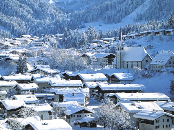 Ski village Autentic winter sports village with cozy Tyrolean atmosphere-1