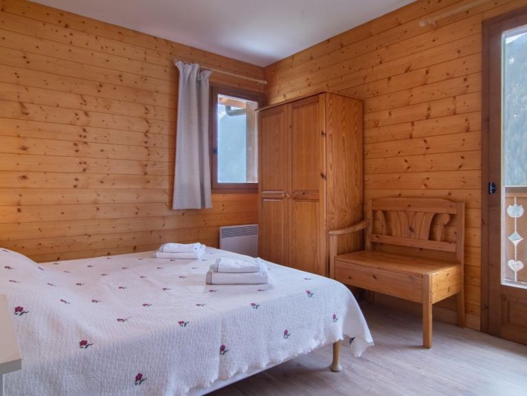 Chalet Le Chazalet including catering, sauna and outdoor whirlpool + Le Petit Chazalet