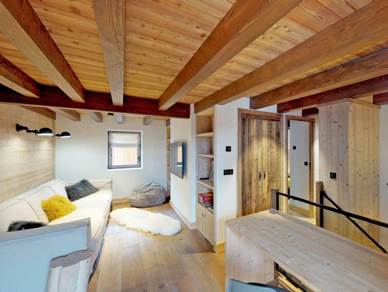 Chalet L'Etable with sauna and whirlpool