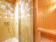 Chalet Père Marie with outdoor whirlpool and sauna-21