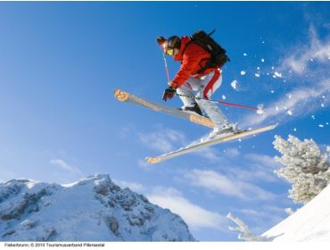 Ski village Autentic winter sports village with cozy Tyrolean atmosphere-4