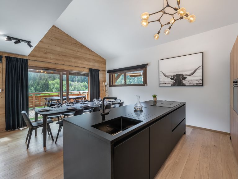 Apartment Quintessence