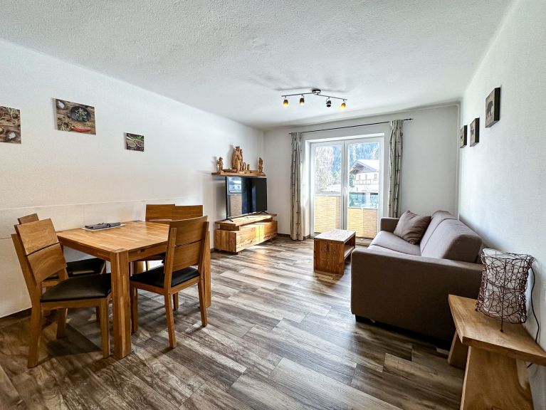 Chalet-apartment Our's Living