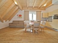 Apartment Alpenperle with balcony-15