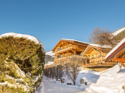 Chalet Le Joyau des Neiges with sauna and whirlpool-1