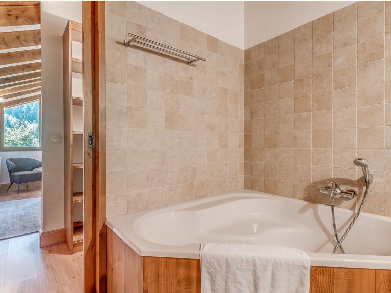 Chalet Alideale with private sauna