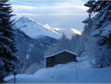 Ski village Small, traditional mountain village, connected to Paradiski - Les Arcs-3
