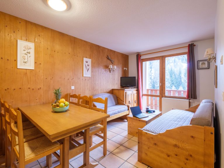 Chalet-apartment Les Balcons de Val Cenis Le Haut Type 1 with cabin