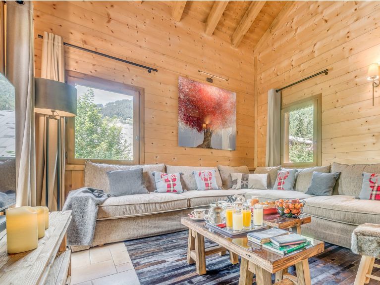 Chalet Alideale with private sauna