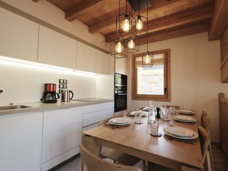 Chalet Caseblanche Retrouvailles with wood stove