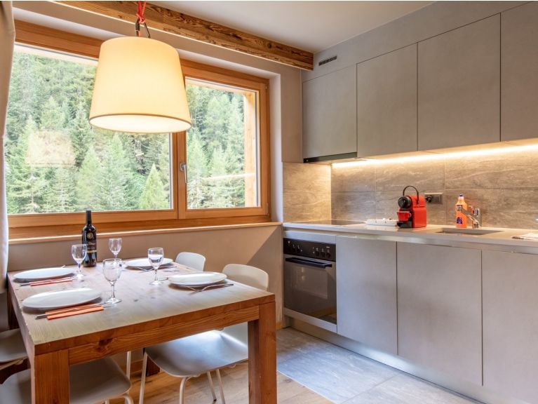 Apartment Swisspeak Resort Zinal with balcony