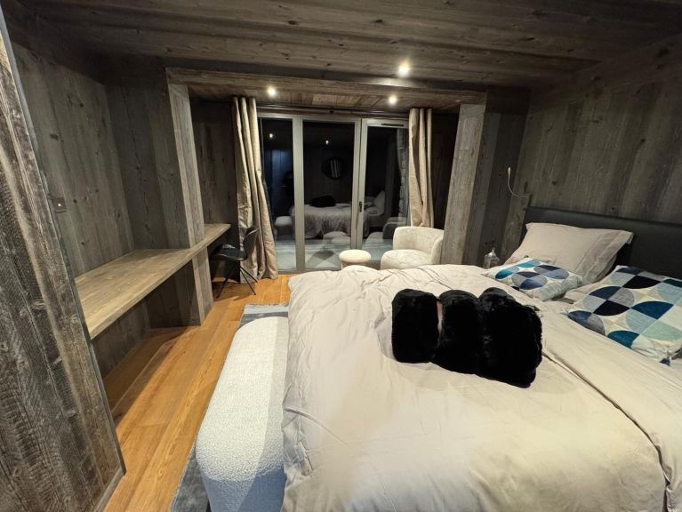 Chalet De Vallandry Masara with outside hot tub and sauna