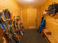 Chalet De l'Altiport Diane with sauna-16