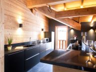 Chalet Nuance de Bleu with private sauna and outdoor whirlpool-5