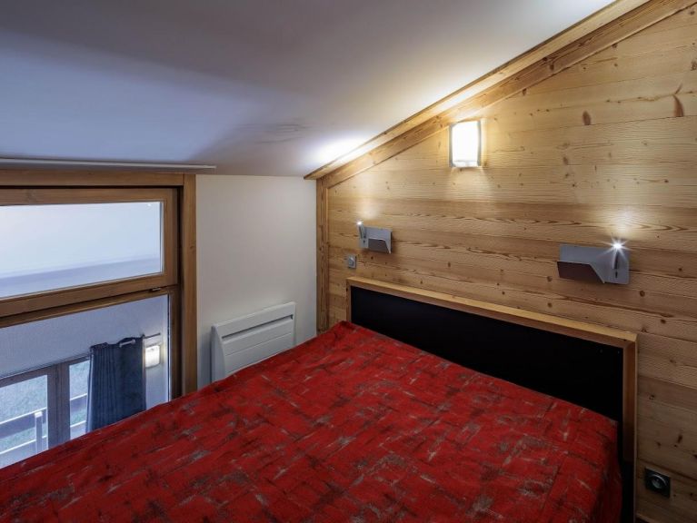 Apartment Backgammon