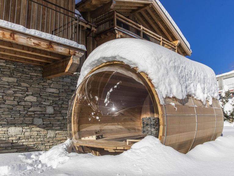 Chalet-apartment Lodge PureValley with private outdoor sauna
