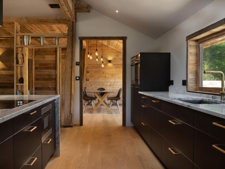Chalet Ferme du Rys with outdoor whirlpool, Sunday to Sunday