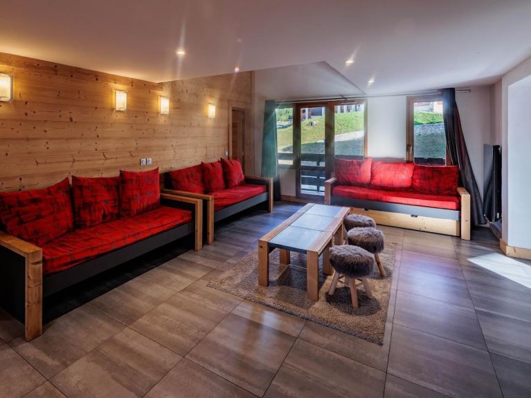 Apartment Backgammon