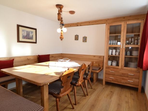 Chalet-apartment Ferienhaus Rieder Sunday to Sunday
