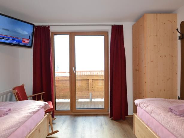 Chalet-apartment Ferienhaus Rieder Sunday to Sunday