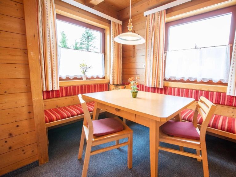 Chalet-apartment Hölzl Top West