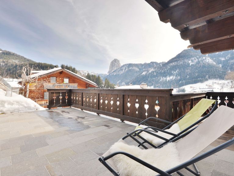 Chalet-apartment Tirol