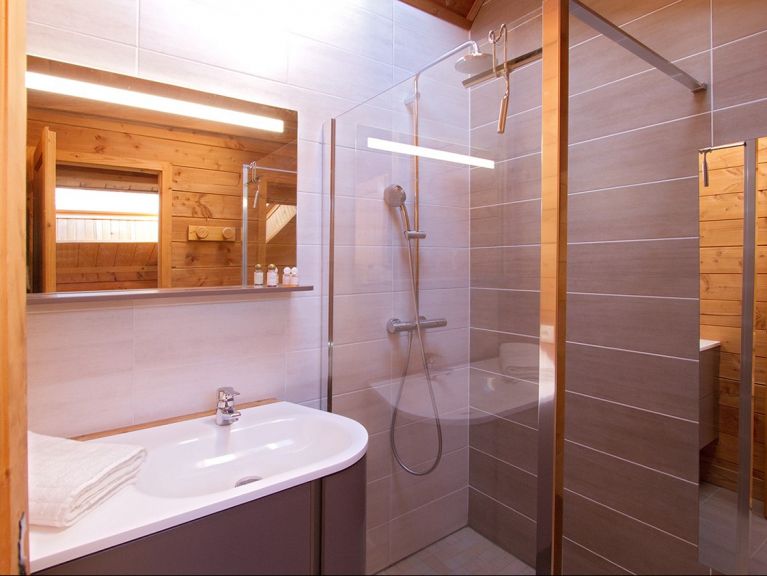 Chalet Le Panorama with outdoor whirlpool