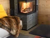 Chalet Le Hameau des Marmottes with family room and sauna-7