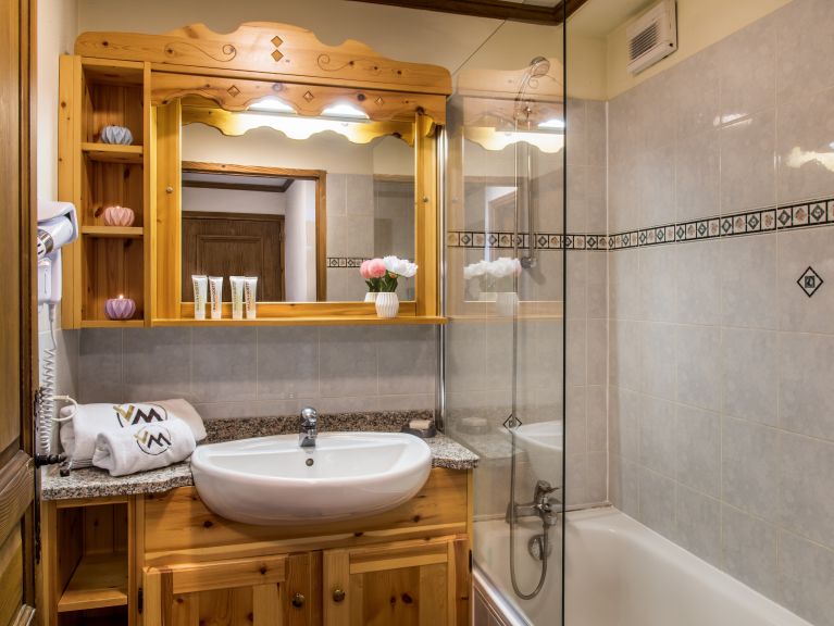 Apartment Village Montana Soleil building