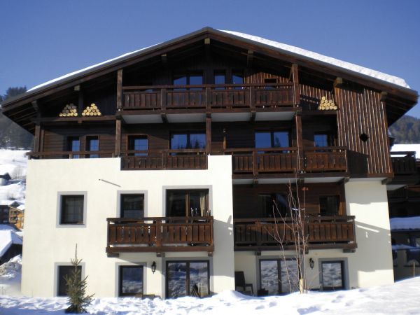 Chalet-apartment Les Fermes Emiguy with sleeping corner
