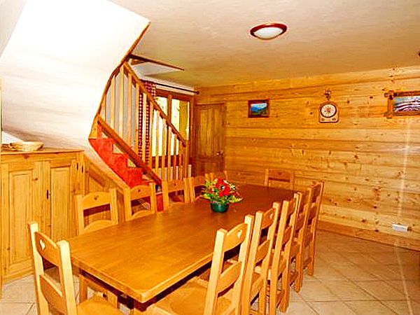 Chalet Paradis de St. Martin with sauna