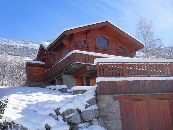 Chalet Le Panorama with outdoor whirlpool