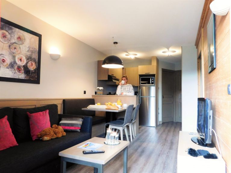 Apartment Village Montana Premier Building