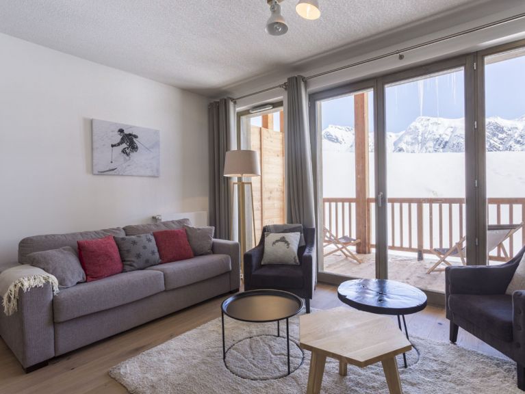 Chalet-apartment Le Hameau de Barthélémy with cabin