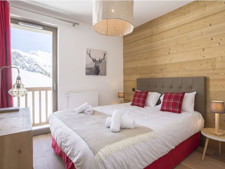 Chalet-apartment Le Hameau de Barthélémy with cabin