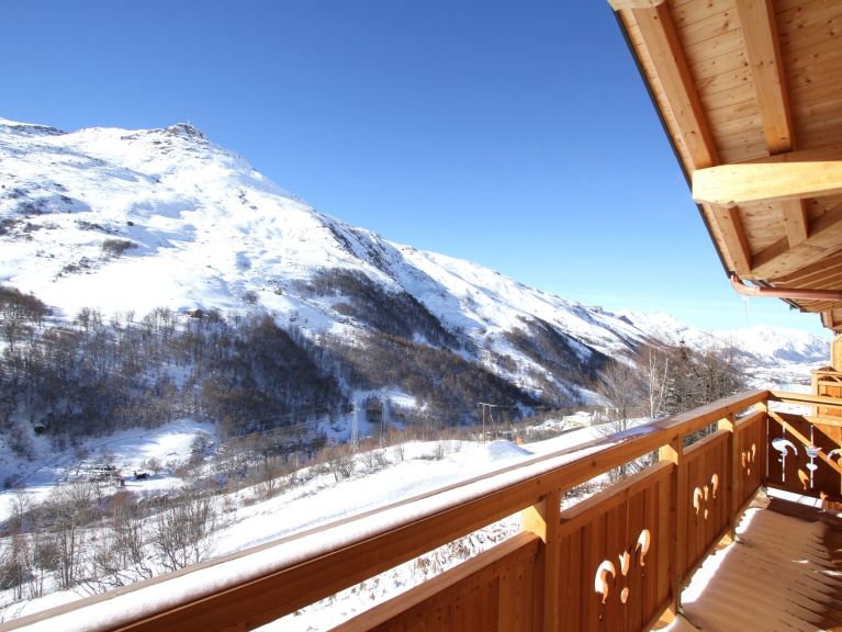 Chalet-apartment Emma with wood stove