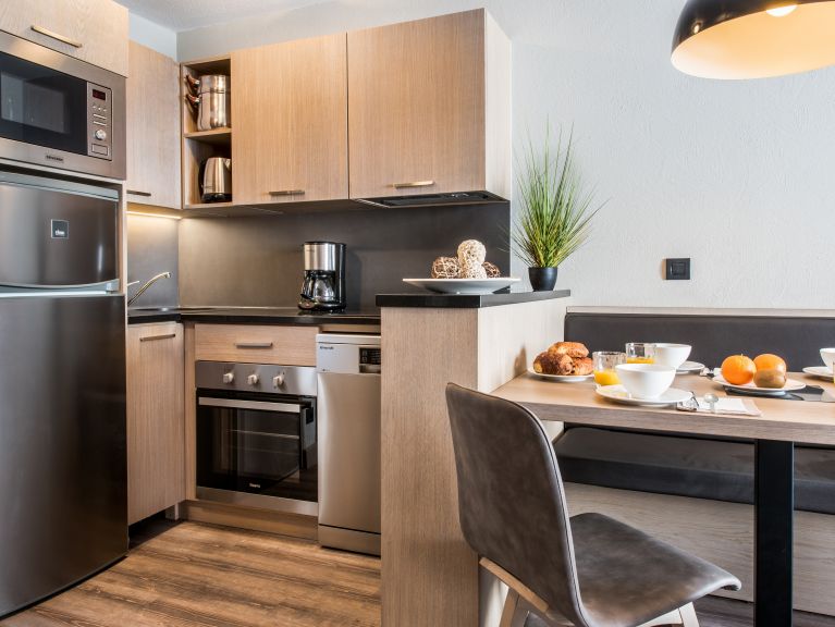 Apartment Village Montana Premier Building