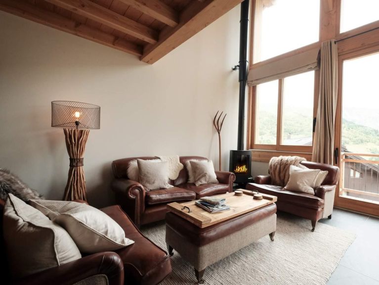 Chalet Caseblanche Carcosa with wood stove and sauna